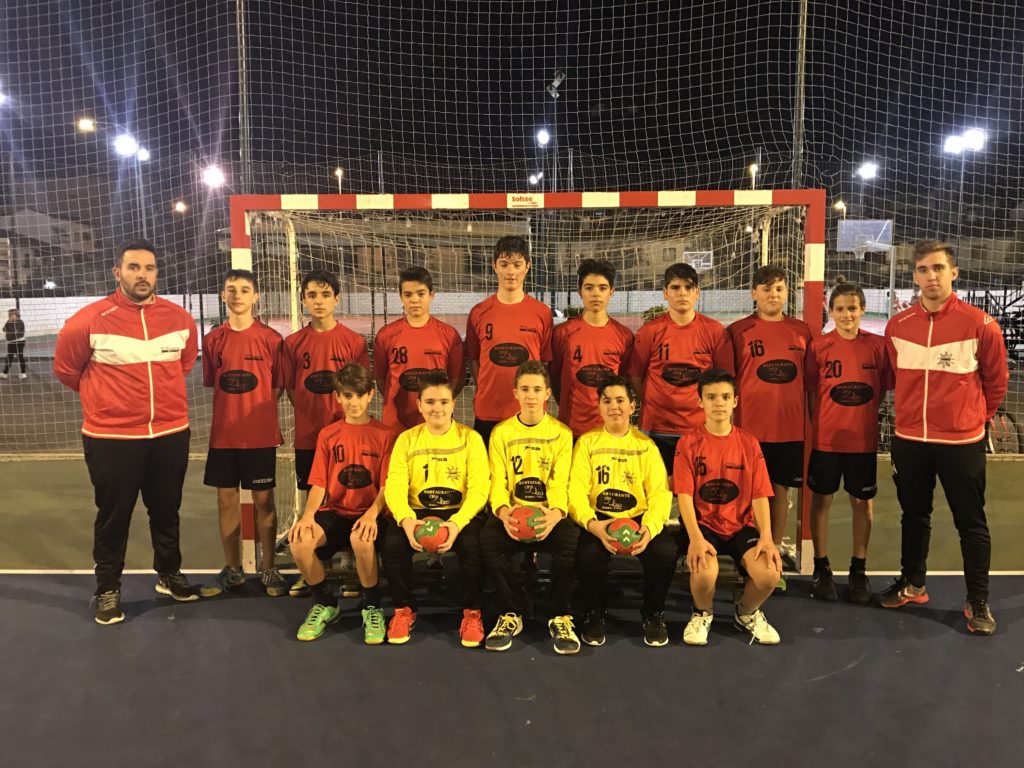 El infantil masculino de balonmano se clasifica para el Autonómico